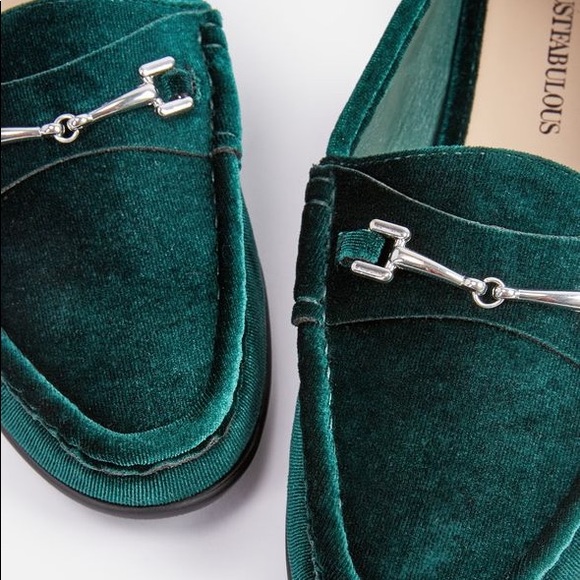 💚🌲JustFab Camri flats, wintergreen, 8.5🌲💚 - Picture 2 of 8